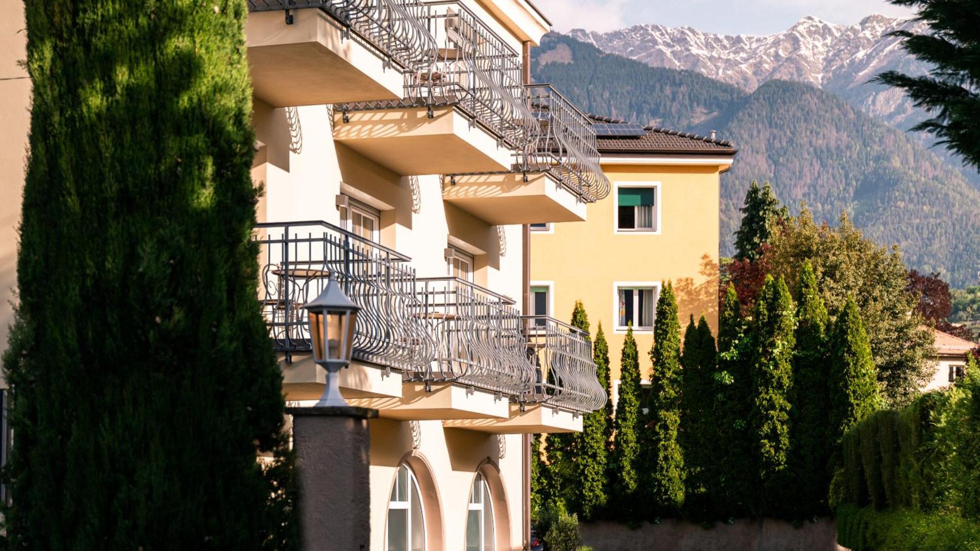 Hotel Villa Laurus Merano Eksteriør billede